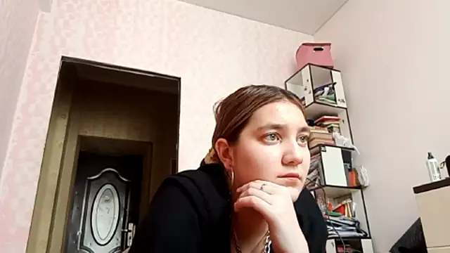 JanineThielman online show from 04-22-26, 08:32