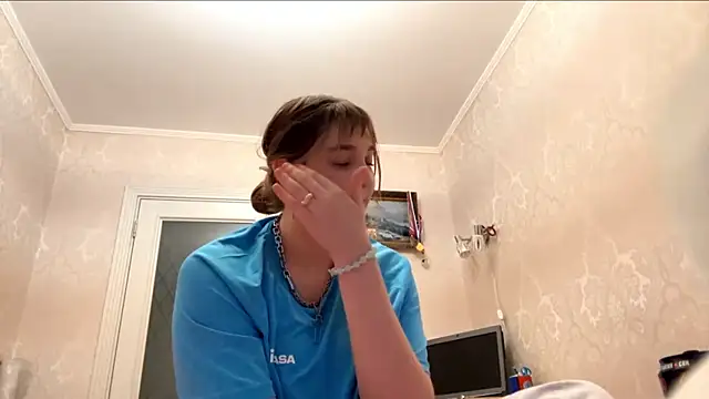 JanineThielman online show from 05-28-26, 02:12