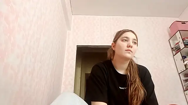 JanineThielman online show from 04-01-26, 03:41