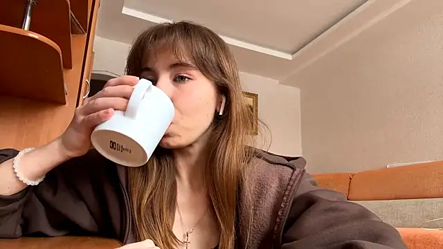 Snapshot of SerenaHawthorne chatting on 03-03-26, 09:49 SerenaHawthorne online show from 03-03-26, 09:49