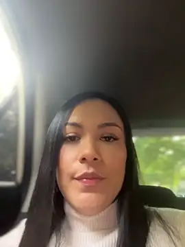 Tiffanyy Lam online show from 04-08-26, 10:11