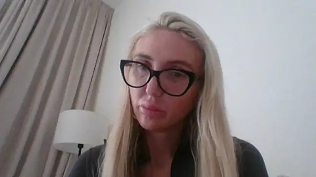 kinkykara25 online show from 04-13-26, 10:41