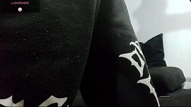 Tessarion Black online show from 04-08-26, 06:26