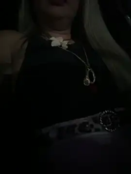 Snapshot of Nanda_loiragostosa chatting on 03-26-26, 10:51 Nanda loiragostosa online show from 03-26-26, 10:51