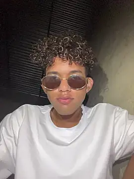 Stickmendez online show from 04-12-26, 02:37