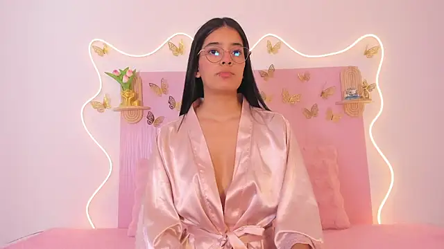 Isaa-queen online show from 04-05-26, 02:35