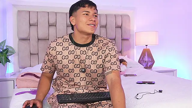 jordan thompson online show from 04-08-26, 01:18