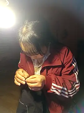 Snapshot of Myna5790 chatting on 03-01-26, 02:06 Myna5790 online show from 03-01-26, 02:06