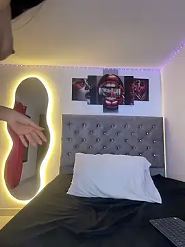 Snapshot of Pamela23x chatting on 02-26-26, 12:27 Pamela23x online show from 02-26-26, 12:27