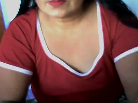 Snapshot of Flowerblossom123 chatting on 05-25-26, 06:01 Flowerblossom123 online show from 05-25-26, 06:01