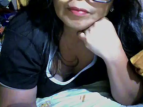 Flowerblossom123 online show from 04-10-26, 07:10