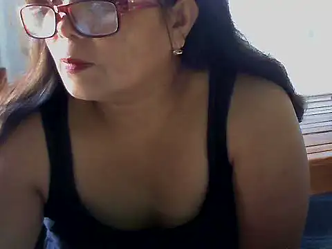 Flowerblossom123 online show from 04-14-26, 03:55