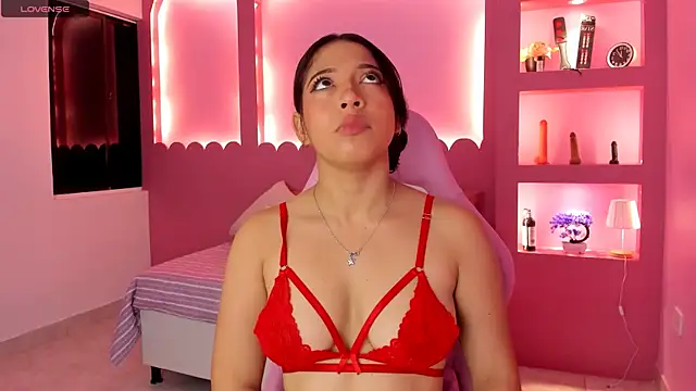 Snapshot of Holy_Lux chatting on 04-01-26, 11:22 Holy Lux online show from 04-01-26, 11:22