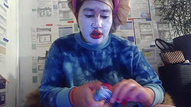 Snapshot of BunnyYT chatting on 02-28-26, 02:44 BunnyYT online show from 02-28-26, 02:44