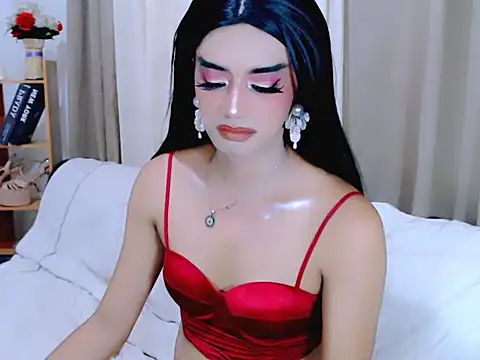 Queeny Cassandra online show from 05-29-26, 06:08