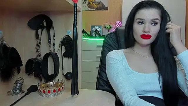 KristiTopxx online show from 06-17-26, 07:35