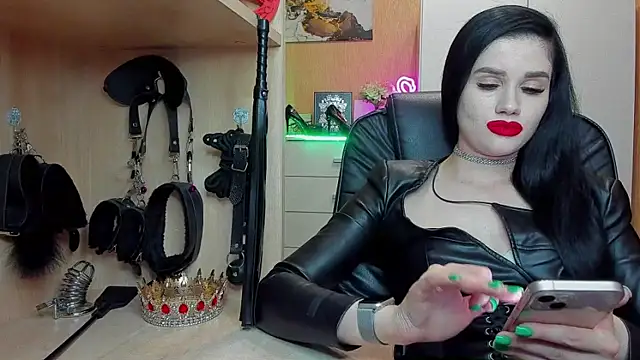 KristiTopxx online show from 06-10-26, 07:15