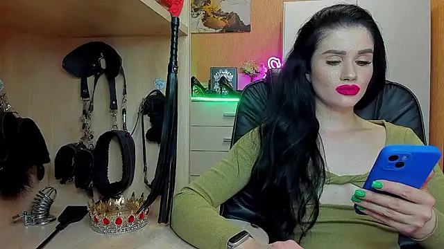KristiTopxx online show from 06-18-26, 07:52