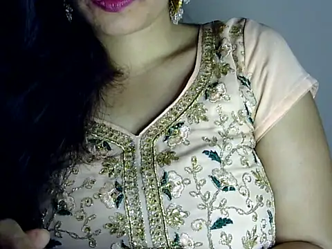 Neha Sharma2 online show from 04-21-26, 12:56