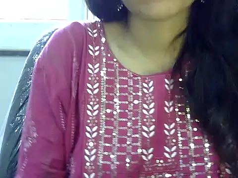 Neha Sharma2 online show from 05-06-26, 08:07