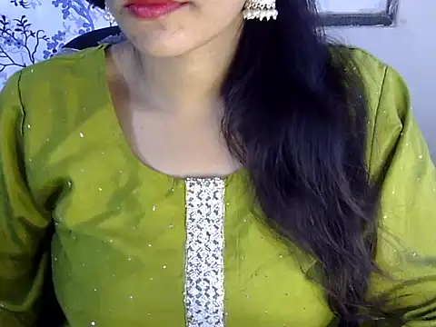 Snapshot of Neha_Sharma2 chatting on 07-11-26, 01:00 Neha Sharma2 online show from 07-11-26, 01:00