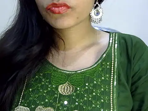 Neha Sharma2 online show from 04-11-26, 01:37