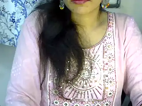 Snapshot of Neha_Sharma2 chatting on 07-01-26, 01:44 Neha Sharma2 online show from 07-01-26, 01:44