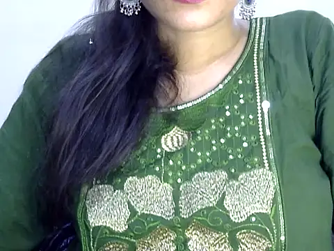Neha Sharma2 online show from 04-26-26, 10:23