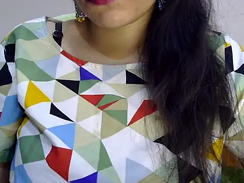 Neha Sharma2 online show from 04-22-26, 10:55