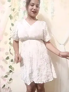 lovely-girl99 online show from 03-12-26, 04:40