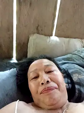 heesuu11 online show from 04-06-26, 04:57