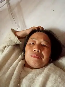 heesuu11 online show from 05-02-26, 03:01