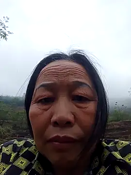 heesuu11 online show from 03-10-26, 01:31