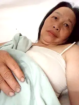 heesuu11 online show from 04-05-26, 06:36