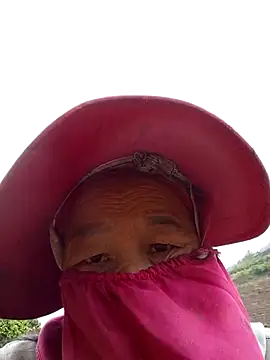 heesuu11 online show from 04-01-26, 08:59