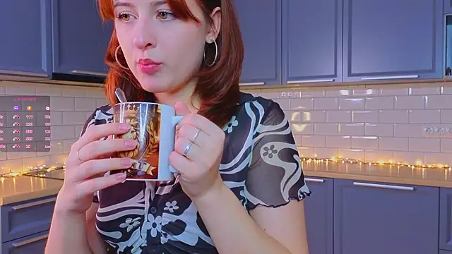 LolaCrazy  online show from 02-28-26, 03:44