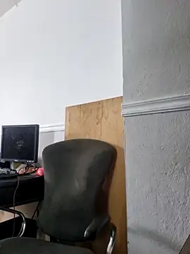 Snapshot of boyp3netrat0r chatting on 03-05-26, 01:19 boyp3netrat0r online show from 03-05-26, 01:19