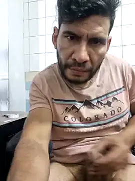 Snapshot of boyp3netrat0r chatting on 05-07-26, 02:27 boyp3netrat0r online show from 05-07-26, 02:27