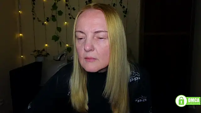 Snapshot of Bella_soulmate chatting on 03-21-26, 12:31 Bella soulmate online show from 03-21-26, 12:31