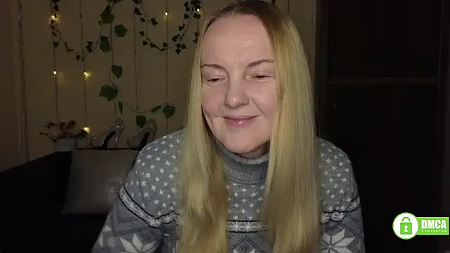 Snapshot of Bella_soulmate chatting on 03-09-26, 06:28 Bella soulmate online show from 03-09-26, 06:28