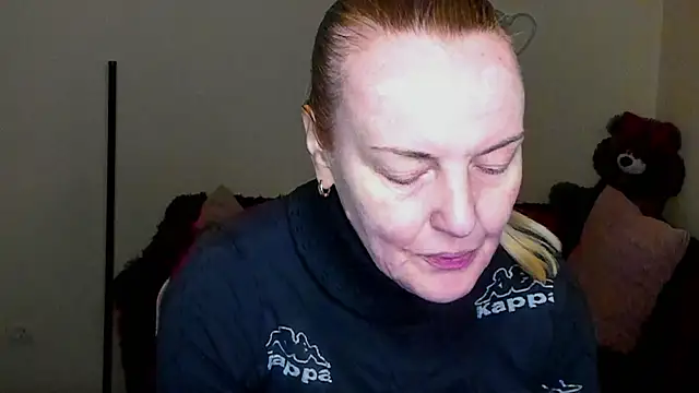 Snapshot of Bella_soulmate chatting on 04-07-26, 05:20 Bella soulmate online show from 04-07-26, 05:20