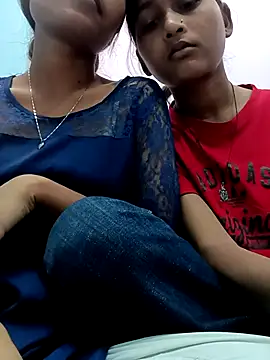 Snapshot of Karishma_88 chatting on 02-24-26, 06:25 Karishma 88 online show from 02-24-26, 06:25