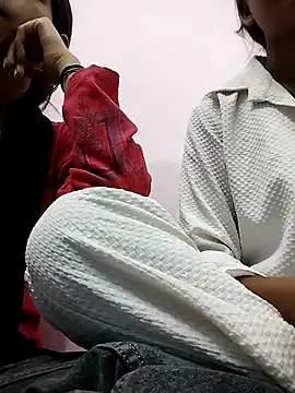 Karishma 88 online show from 03-25-26, 05:40