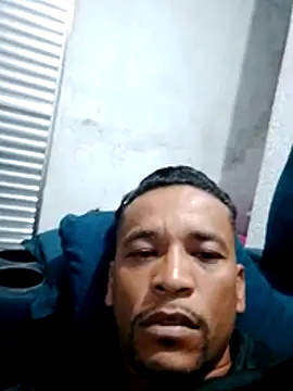 Snapshot of Rodr_go14 chatting on 07-02-26, 10:43 Rodr go14 online show from 07-02-26, 10:43