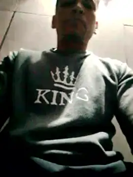 Snapshot of Rodr_go14 chatting on 06-14-26, 01:02 Rodr go14 online show from 06-14-26, 01:02
