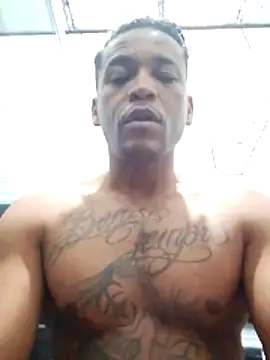Snapshot of Rodr_go14 chatting on 06-14-26, 11:11 Rodr go14 online show from 06-14-26, 11:11