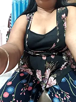 Moonae online show from 03-24-26, 08:58