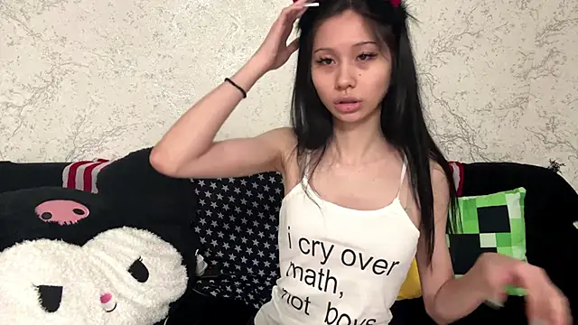 kishagrayone online show from 04-13-26, 01:26