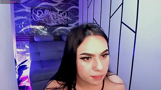 Snapshot of Emma_Clair chatting on 02-27-26, 12:05 Emma Clair online show from 02-27-26, 12:05