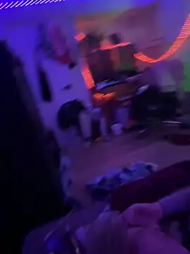 Snapshot of LaurenRae_x chatting on 03-02-26, 04:03 LaurenRae x online show from 03-02-26, 04:03